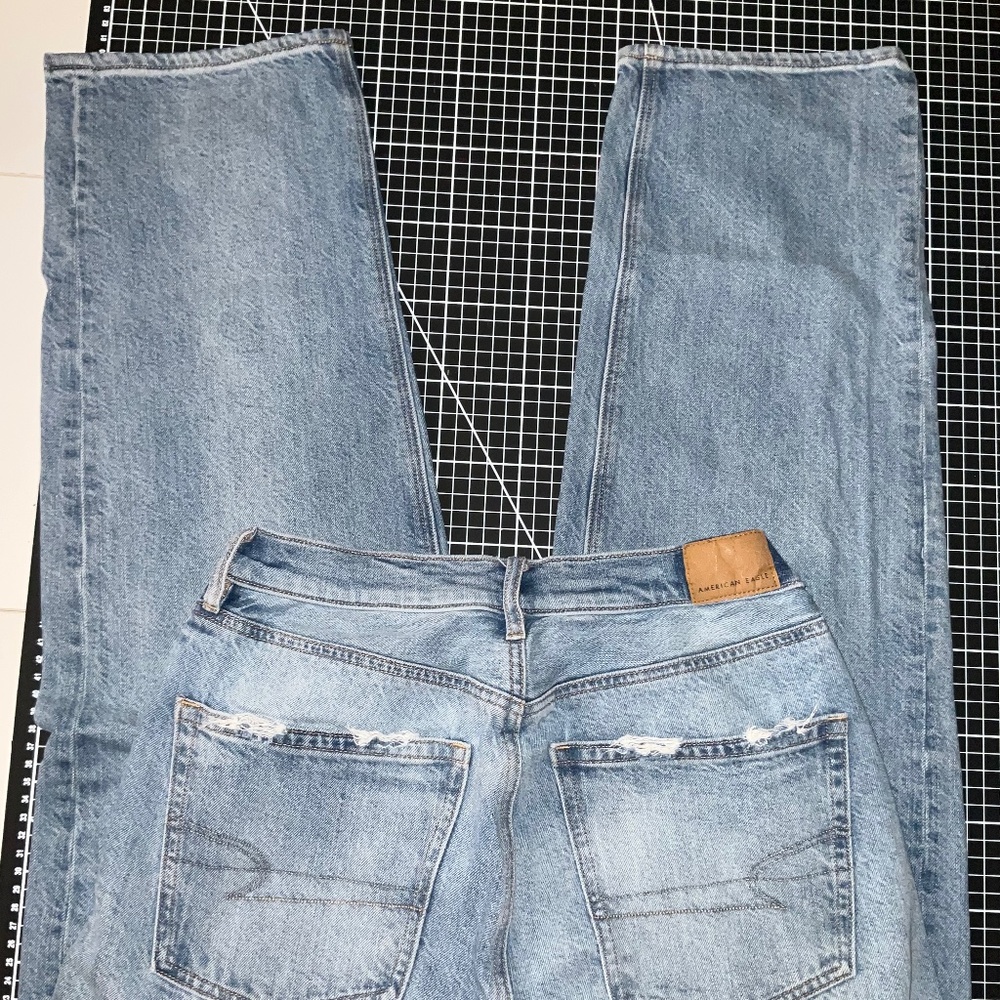 American Eagle Baggy jeans size 6 short. EUC